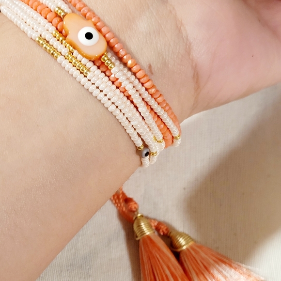 Handmade Coral bracelet - Picture 1 of 6